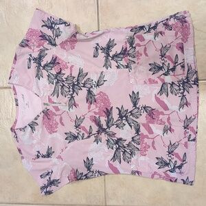 Easy Stretch Purple Flowers 1/4 Zip Scrub Top Size Medium